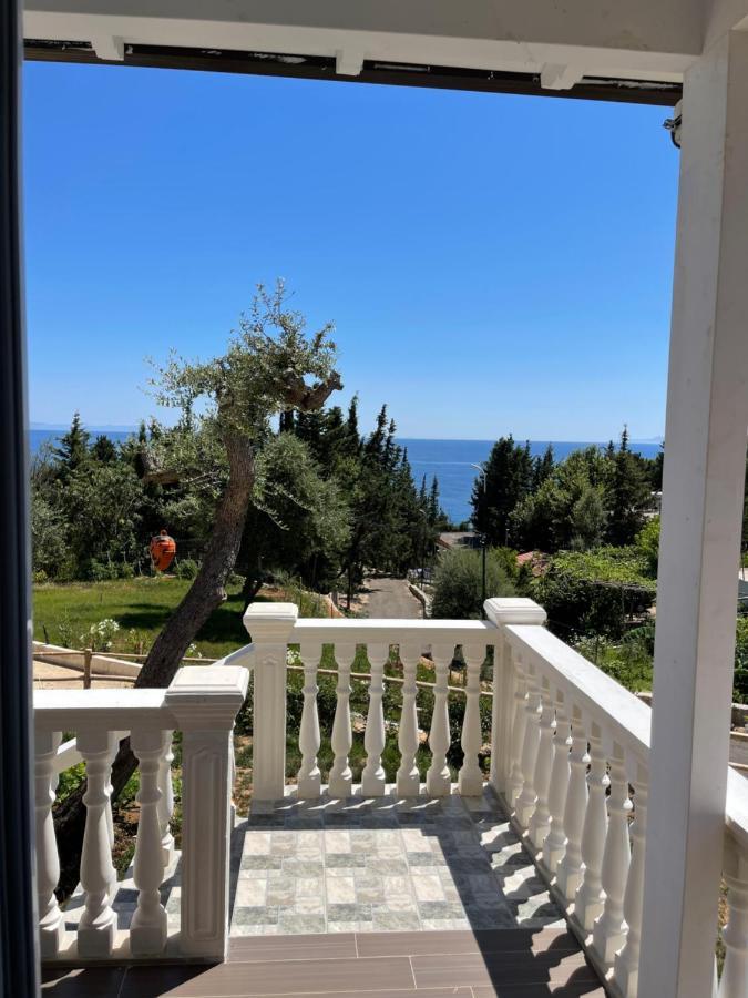 Essos Villas Dhërmi Екстериор снимка