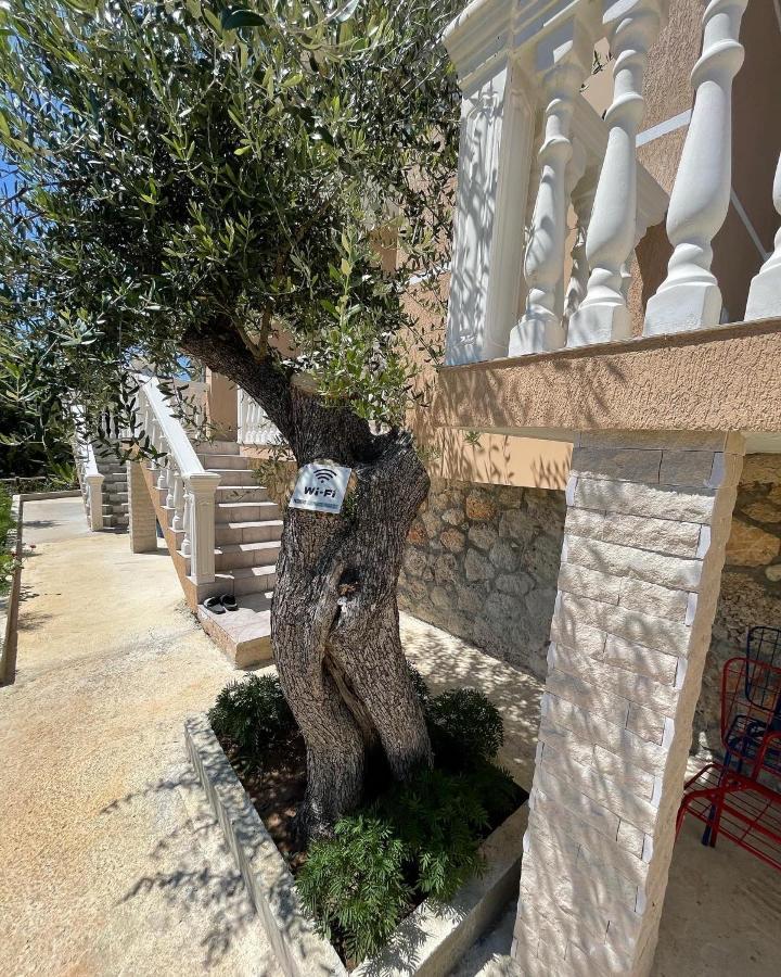 Essos Villas Dhërmi Екстериор снимка