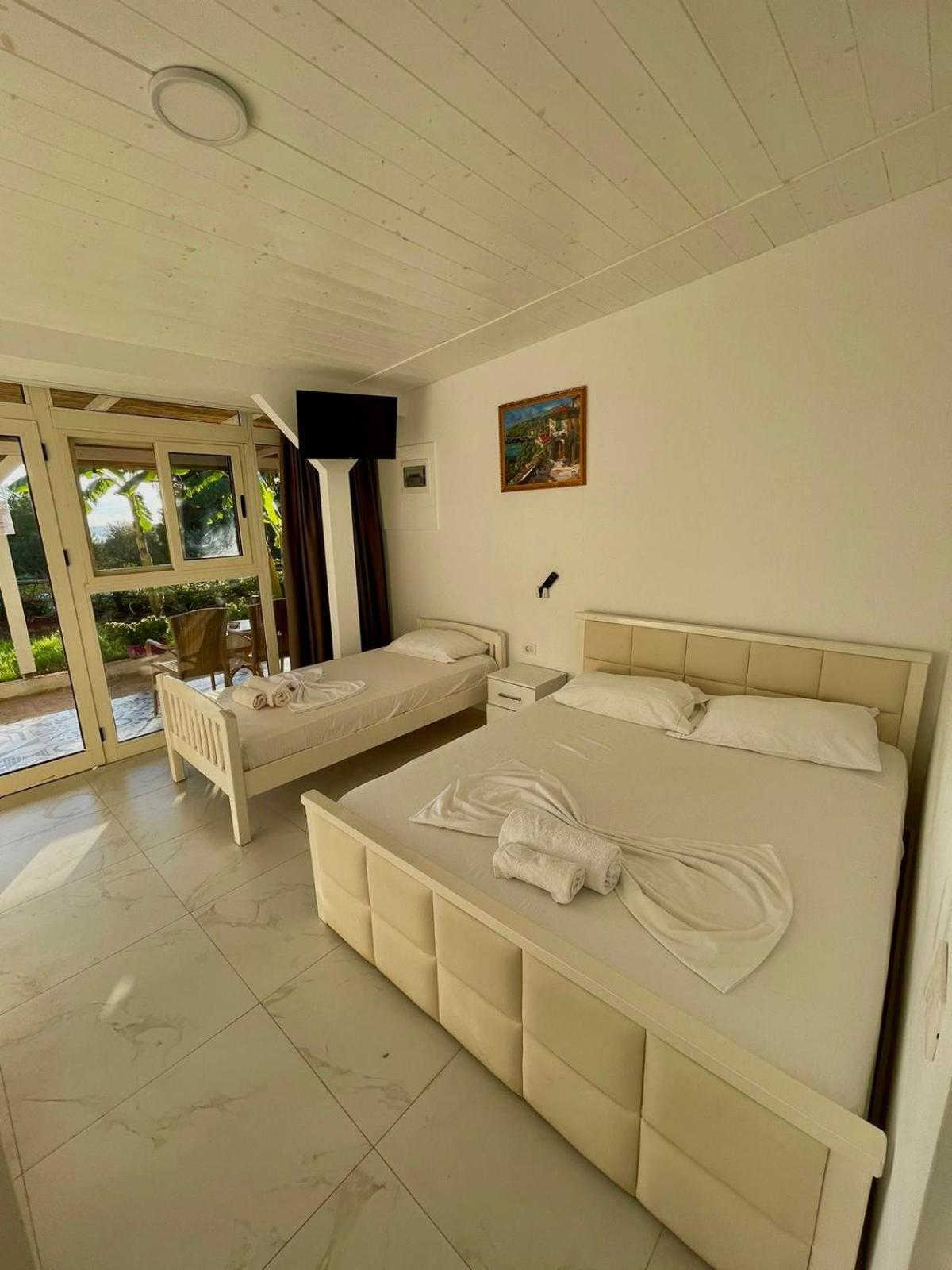Essos Villas Dhërmi Екстериор снимка
