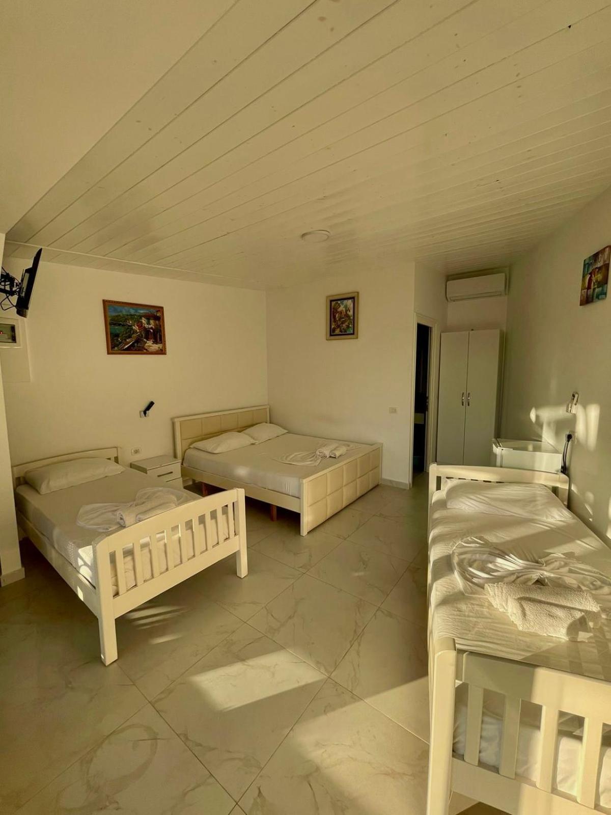 Essos Villas Dhërmi Екстериор снимка