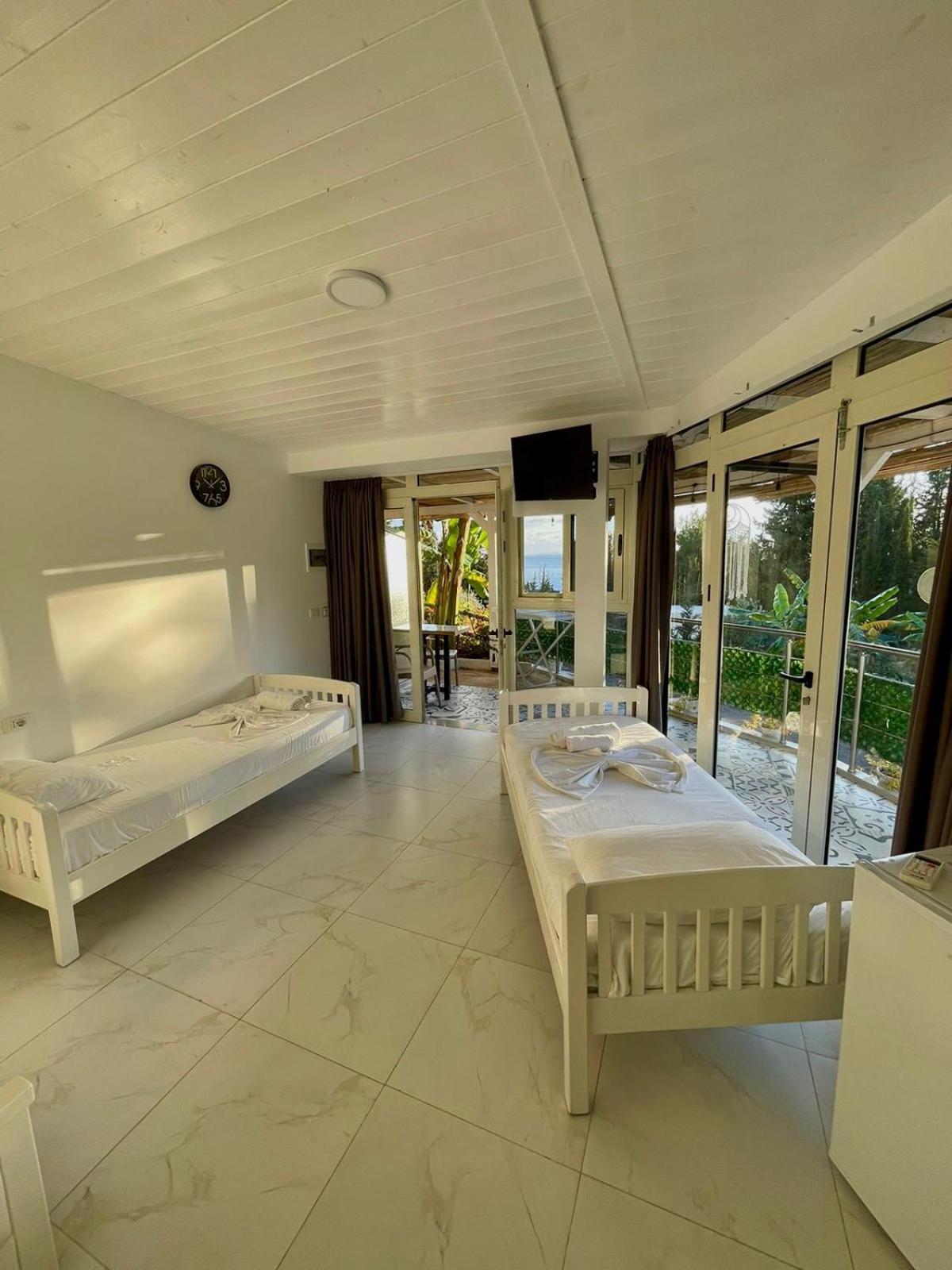Essos Villas Dhërmi Екстериор снимка
