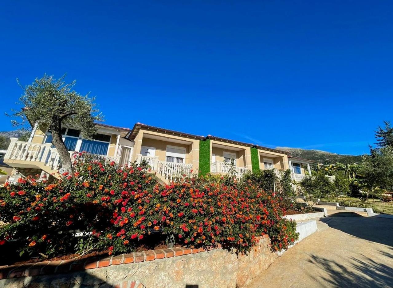Essos Villas Dhërmi Екстериор снимка